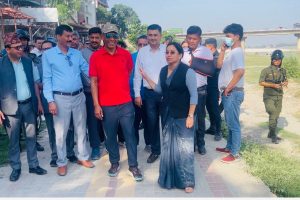 भरतपुर महानगरले गर्‍यो अवैध संरचना हटाउन सुरु