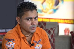 शिव शिखर सहकारीका पूर्वअध्यक्ष केदारनाथ शर्मा भारतबाट पक्राउ