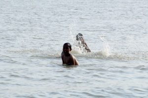 नारायणीमा आएको बाढीले मान्छे बगाएपछि‍‍‍…………….