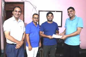 चौतारीको भवन निर्माण गर्न पौडेलको आर्थिक सहयोग