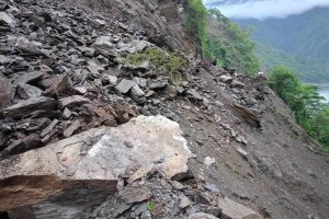 नारायणगढ-मुग्लिन सडकखण्ड रातिदेखि पुनः अवरुद्ध
