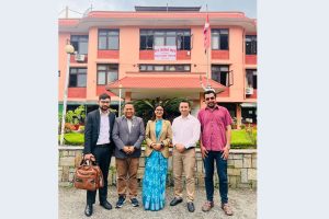 उम्मेदवारलाई १५ हजार जरिवाना गर्ने आयोगको निर्णय कार्यान्वयन नगर्न उच्चको आदेश
