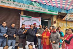 देउराली सहकारीमा ५२ जनाले गरे रक्तदान