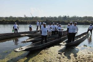 चितवन हात्ती महोत्सव : डुंगा दौडमा खैरहनी नगरपालिका प्रथम