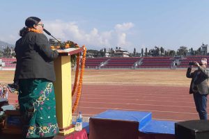 खाली चौरमा भाषण गर्दै गण्डकी प्रदेश सामाजिक विकास तथा स्वास्थ्यमन्त्री सिम्खडा