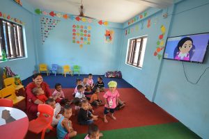 मन्टेश्वरी स्कुल : नाम मात्रै कि सिकाइ पद्धति पनि ?