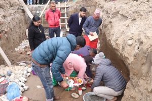 कठारमा स्वास्थ्य चौकी भवनको शिलन्यास