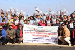 हात्तिबाङ विद्यालयमा एक्सपर्टको सहयोग, विद्यार्थीमा छायो खुशीयाली