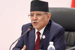 ओली सरकार भ्रष्टाचारविरोधी अभियान रोक्न लागिपरेको छ-  ‘प्रचण्ड’