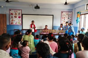 लिटिल फ्लावर स्कुल सेहरीमा विद्यार्थीहरुलाई पुरस्कार वितरण, अभिभावकहरुसँग अन्तरक्रिया