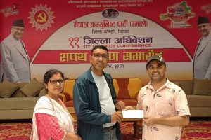पत्रकार गौतमले गरे चौतारी भवन निर्माणमा आर्थिक सहयोग