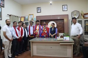 अन्तर्राष्ट्रिय प्रतियोगितामा सहभागी हुने अरोमाका विद्यार्थीलाई मेयर दाहालद्धारा बिदाइ