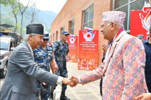 एमालेबाट सरकारमा सहभागी मन्त्रीहरूले राजीनामा दिँदै