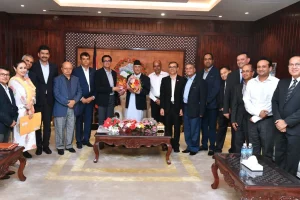 अर्थतन्त्रलाई चलायमान बनाउन मौद्रिक नीति कठोर हुनुहुँदैन : प्रधानमन्त्री ओली