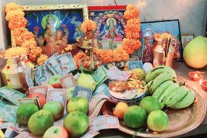 आज लक्ष्मी पूजा- धनधान्यकी देवी लक्ष्मीको पूजा गरिँदै