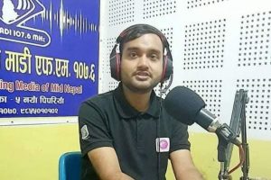 चितवनका पत्रकार एवं हास्यकलाकार पाठकलाई ब्लड क्यान्सर, परिवारद्वारा सहयोगको अपिल