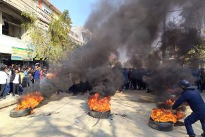 हेडसरले छात्रालाई यौन दुर्व्यवहार गरेको भन्दै महोत्तरीमा लफडा