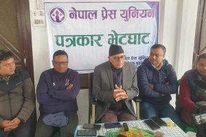 सरकारले धेरै काम गर्न सकेन, तर अहिले ढल्दैन – शेखर कोइराला