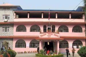 चितवनमा १४ वर्षीया आफ्नै विद्यार्थीलाई  बलात्कार गर्ने शिक्षकलाई साढे १२ वर्ष जेल सजाय