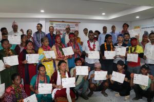 “पहिलो पटक जग्गाको मालिक : भूमिहीनको सपना पुरा, पञ्चैबाजा बजाएर खुसी साटासाट”