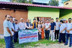 क्यान्सर पीडित बालिकाको उपचारमा लायन्स क्लब बागिश्वरी डायनामिकको ५० हजारको सहयोग