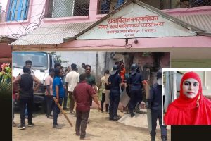 तालाबन्दीपछि ताला फोड्दा झडप: उपमेयर कोठामा थुनिइन्, कार्यालयमा सशस्त्र प्रहरी परिचालन