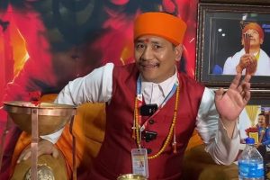 झाक्रीको धन्दा बन्द ! नवलपुर प्रशासनले भन्यो – ‘अनुमति दिइएको छैन’