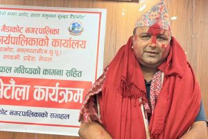 गैँडाकोट नगरपालिकाद्वारा प्रमुख प्रशासकीय अधिकृत खनालको सम्मानपूर्वक विदाई