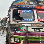 गैँडाकोटमा बस र तेल ट्याङ्कर ठोक्किँदा चार जना घाइते