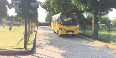 चितवनको जगतपुरमा स्कुल बसको ठक्करबाट मोटरसाइकल चालकको मृत्यु