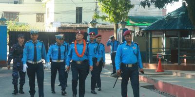 बागमती प्रदेश प्रहरी प्रमुखद्वारा चितवनमा निर्देशन, ३० वर्षे सेवकद्वयलाई सम्मानपूर्वक विदाई