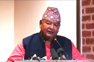 किसान श्रेष्ठले भने– हामी मूल घर फर्किंदै छौं, हाँसेर बोल्दिए पुग्छ