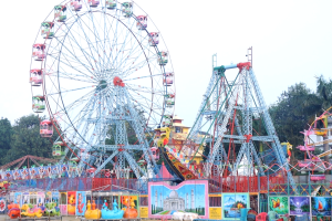 भोलिदेखि नारायणी किनारमा हुने खेलकुद तथा व्यापार महोत्सवको तयारी पुरा