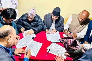 ८ कम्युनिष्ट दलबीच एकता सहमति, पेरिसडाँडामा शीर्ष नेताहरूले गरे हस्ताक्षर