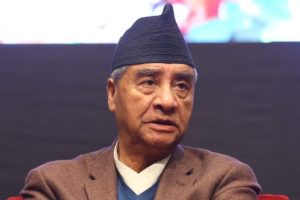 उपचारबाट फर्किएका देउवा सक्रिय, कांग्रेस विवादबारे चार नेतासँग छलफल