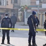 मूलपानीमा प्रहरीले गोली चलाएर समात्यो १० लुटेरा, मर्निङ वाक गर्नेलाई लुट्थे