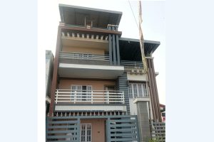 ओलीकै निर्वाचन क्षेत्रमा बालेनको चुनावी तयारी तीव्र, झापामा तीन तहको सचिवालय