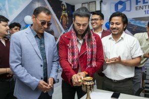 प्रदीप खड्का द्वारा चितवनमा १८D सिनेमा उद्घाटन