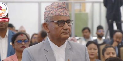 ओली र लेखकलाई तत्काल रिहाइ गर्न संसद्बाट एमालेको माग