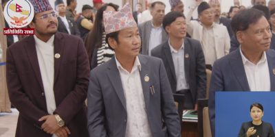 विपक्षी सांसदले संसद्‌मै मागे प्रधानमन्त्रीको राजीनामा