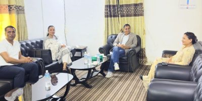 संसद्‌मा प्रधानमन्त्रीले जवाफ दिनुपर्ने विपक्षीको बटमलाइन