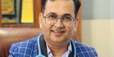 प्रचण्डका विश्वासपात्र मानिने डा. भोजराज अधिकारीले अचानक किन छाडे पार्टी?