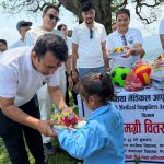 चेमसान चितवनद्वारा लमजुङका दुई सामुदायिक विद्यालयमा शैक्षिक सामग्री वितरण