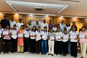 गैँडाकोटमा ६५ दिने ‘केयर गिभर’ तालिम सम्पन्न, प्रशिक्षार्थीहरूलाई प्रमाणपत्र वितरण