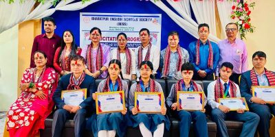 बेसद्वारा उत्कृष्ट विद्यार्थी, शिक्षक र विद्यालय सम्मानित