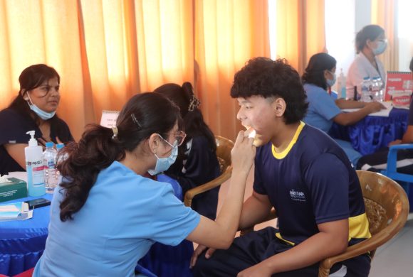 अङ्कुरम् एकेडेमीमा बृहत् दन्त शिविर :बाह्र सय बढी लाभान्वित