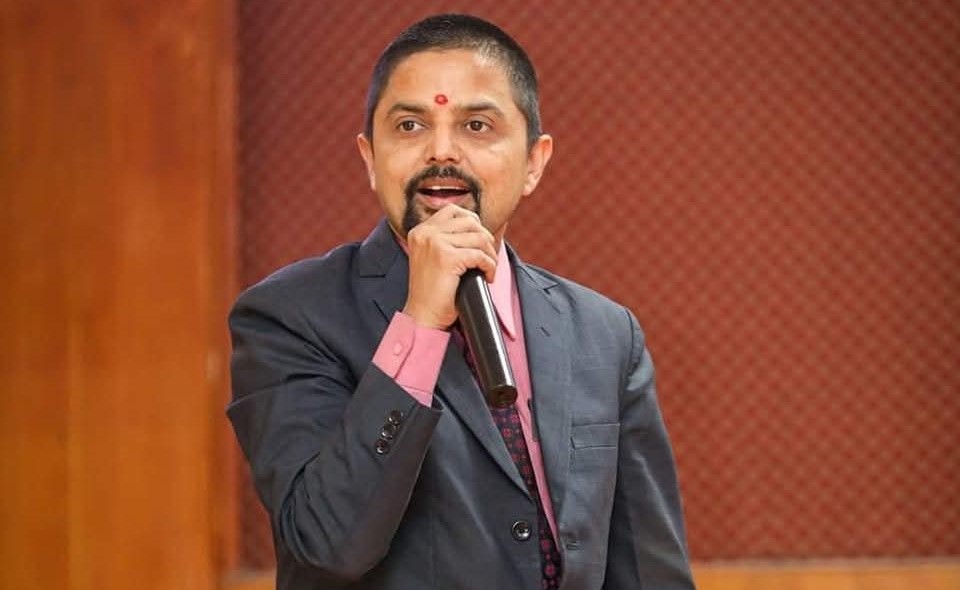 गैँडाकोटका भावी मेयरका रूपमा चर्चामा रहेका बोधराज लम्साल को हुन्?
