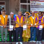 गैँडाकोटका बाढी प्रभावित २०० घरधुरीलाई लायन्सद्वारा राहत सामग्री वितरण