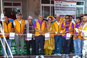 गैँडाकोटका बाढी प्रभावित २०० घरधुरीलाई लायन्सद्वारा राहत सामग्री वितरण